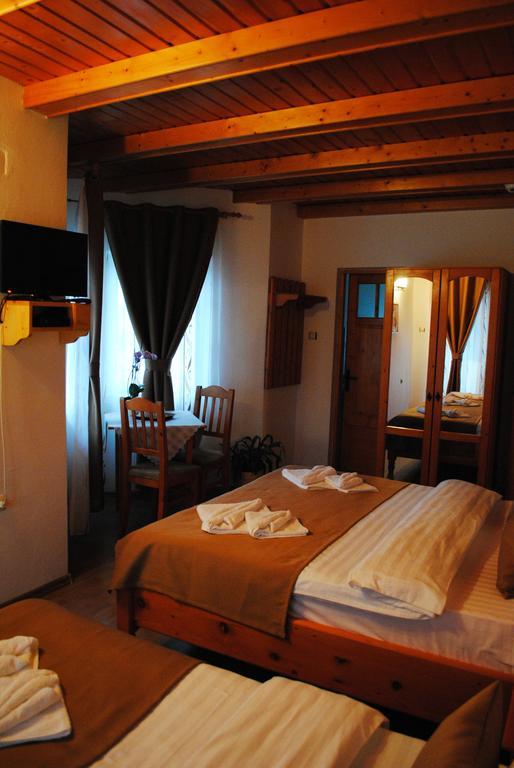 Pensiunea Faur Sebeş Kamer foto